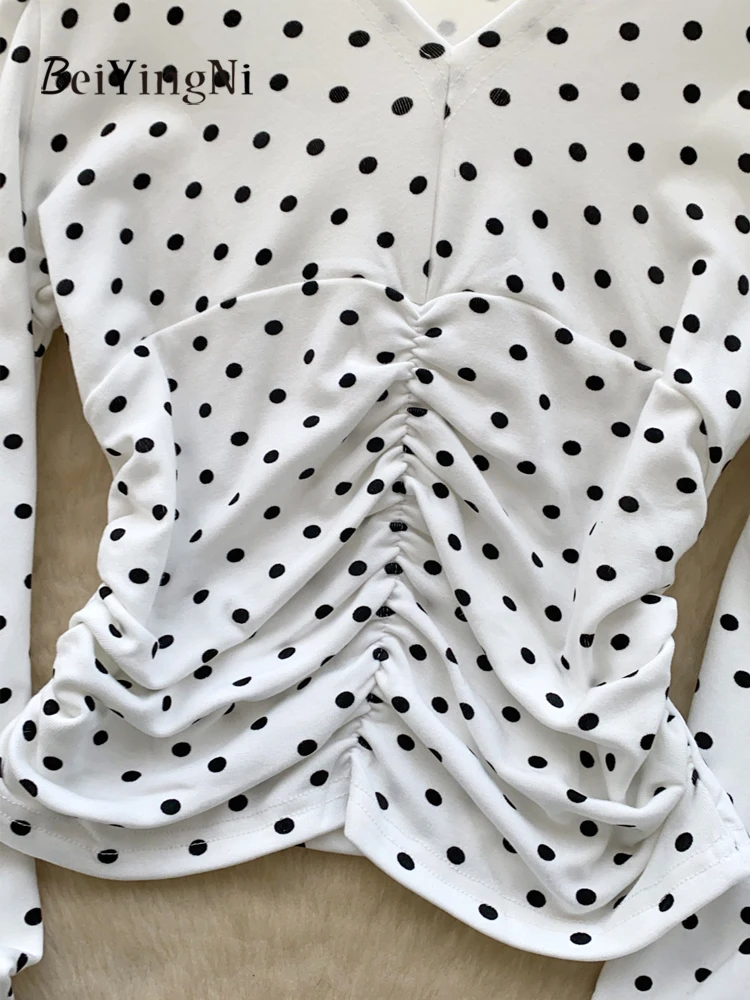 เสื้อเชิ้ตแฟชั่นผู้หญิงสไตล์เกาหลี ฤดูใบไม้ผลิ 2026 ลายจุด จับจีบ ทรงเข้ารูป แขนยาว เสื้อผู้หญิงสำหรับใส่ทำงาน ระดับไฮเอนด์