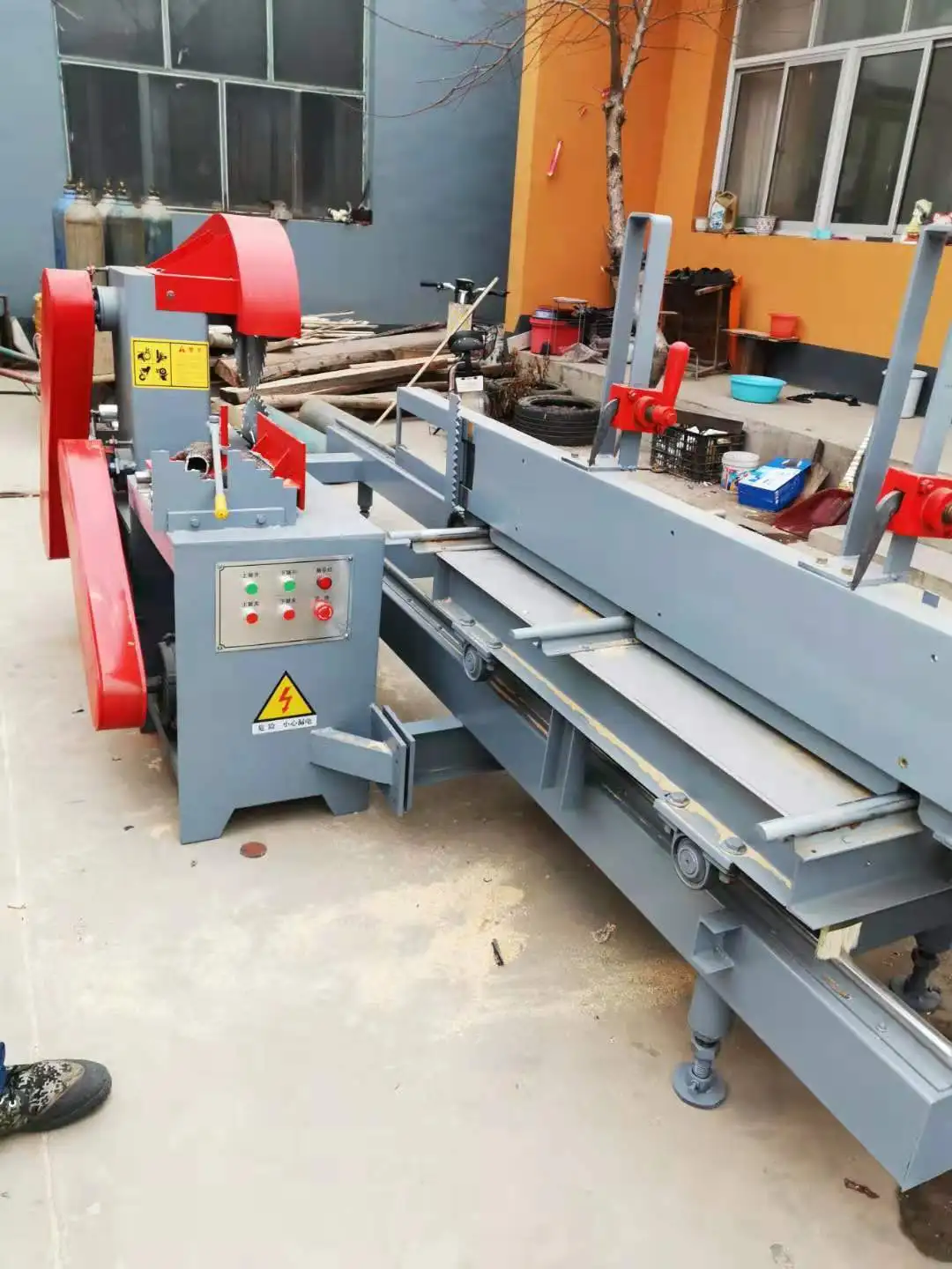500mm Woodworking Wood Round Log Timber Plank Automatic Sliding Table Carriage 2 Blades Circular Saw Sawmill Cutting Machine