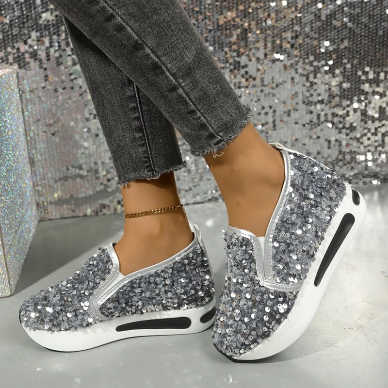 Luxuriöse Silber-Glitzer-Sneaker mit dicker Sohle für Damen, Herbst 2026, glänzende Pailletten, bequeme Schuhe mit erhöhter Sohle, Damen-Plateau-Loafer