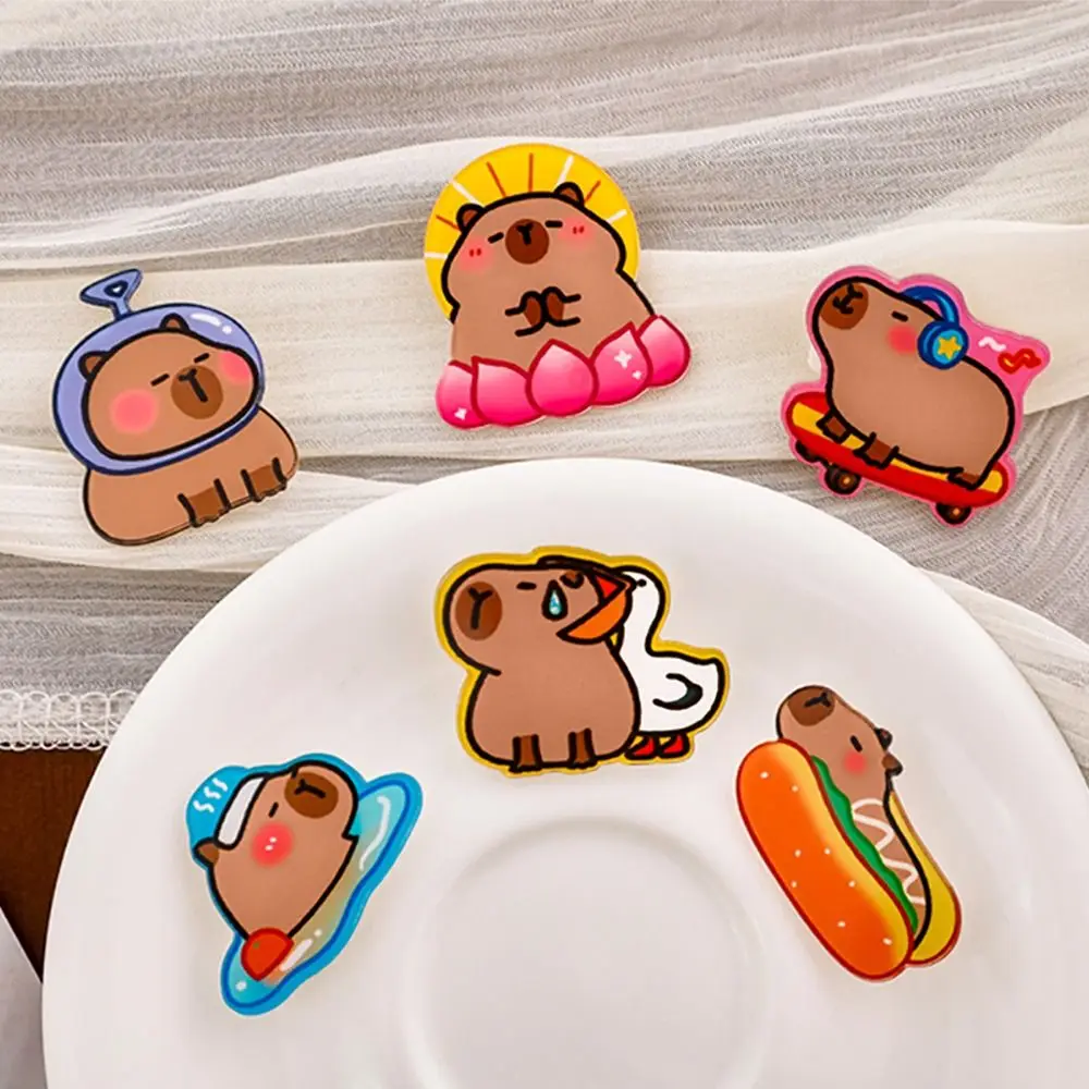 Cartoon Breastpin Acrylic Capybara Pin Cute Kapibara Hot Dog Capybara Brooch Animal Creative Lotus Capibara Badge Backpack Decor