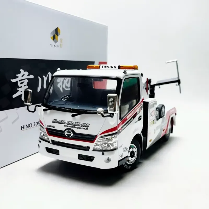 for HINO 300 Road Recovery Truck 1/18 Scale Alloy Diecast Model Static Display Collectible Ornament Unique Souvenir Gift Toy