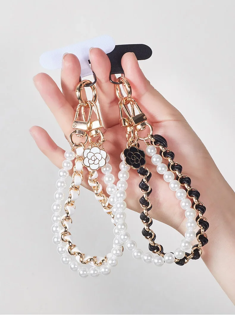 พวงกุญแจมุกเทียม ดีไซน์หรูหรา สองชั้น สายหนังหวานๆ ใช้เป็นพวงกุญแจ ตกแต่งกระเป๋า หรือห้อยโทรศัพท์