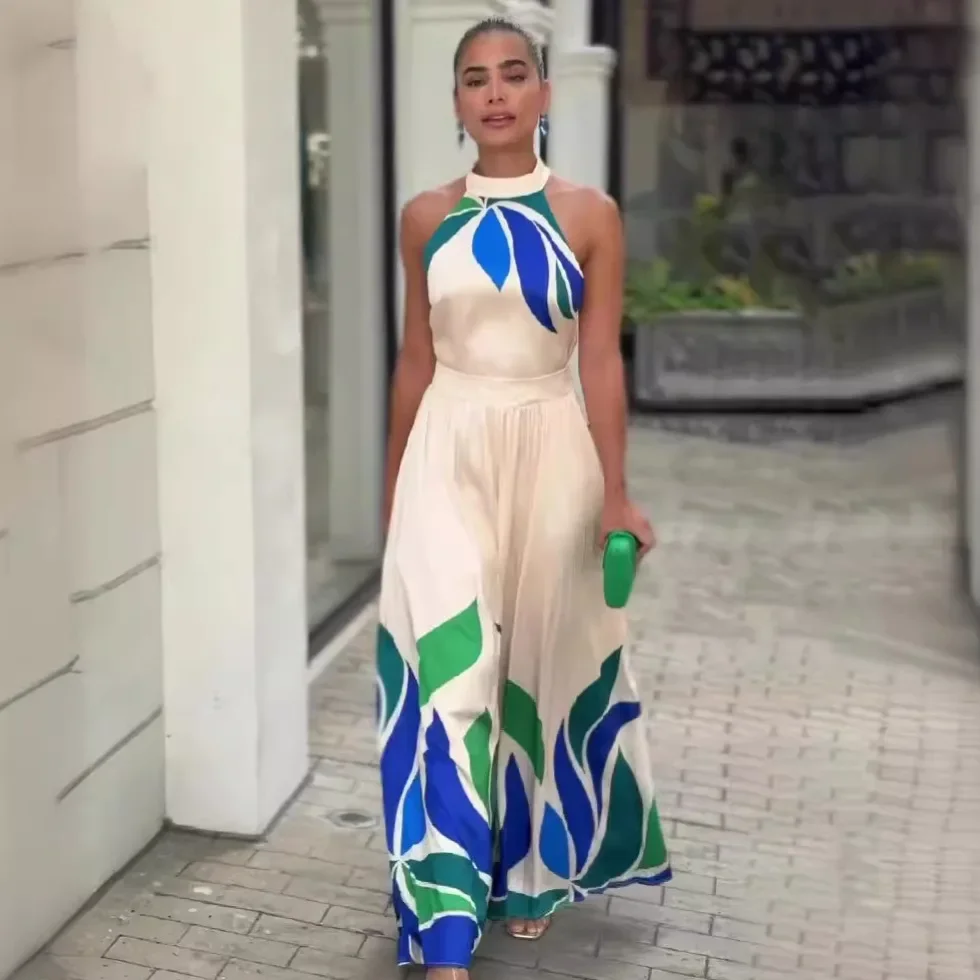 จั๊มพ์สูทขาสั้นทรงบานพิมพ์ลายดิจิทัลแฟชั่นผู้หญิงเซ็กซี่สุดฮอตเปิดหลังแขนกุดสะดุดตาสำหรับออกนอกบ้าน