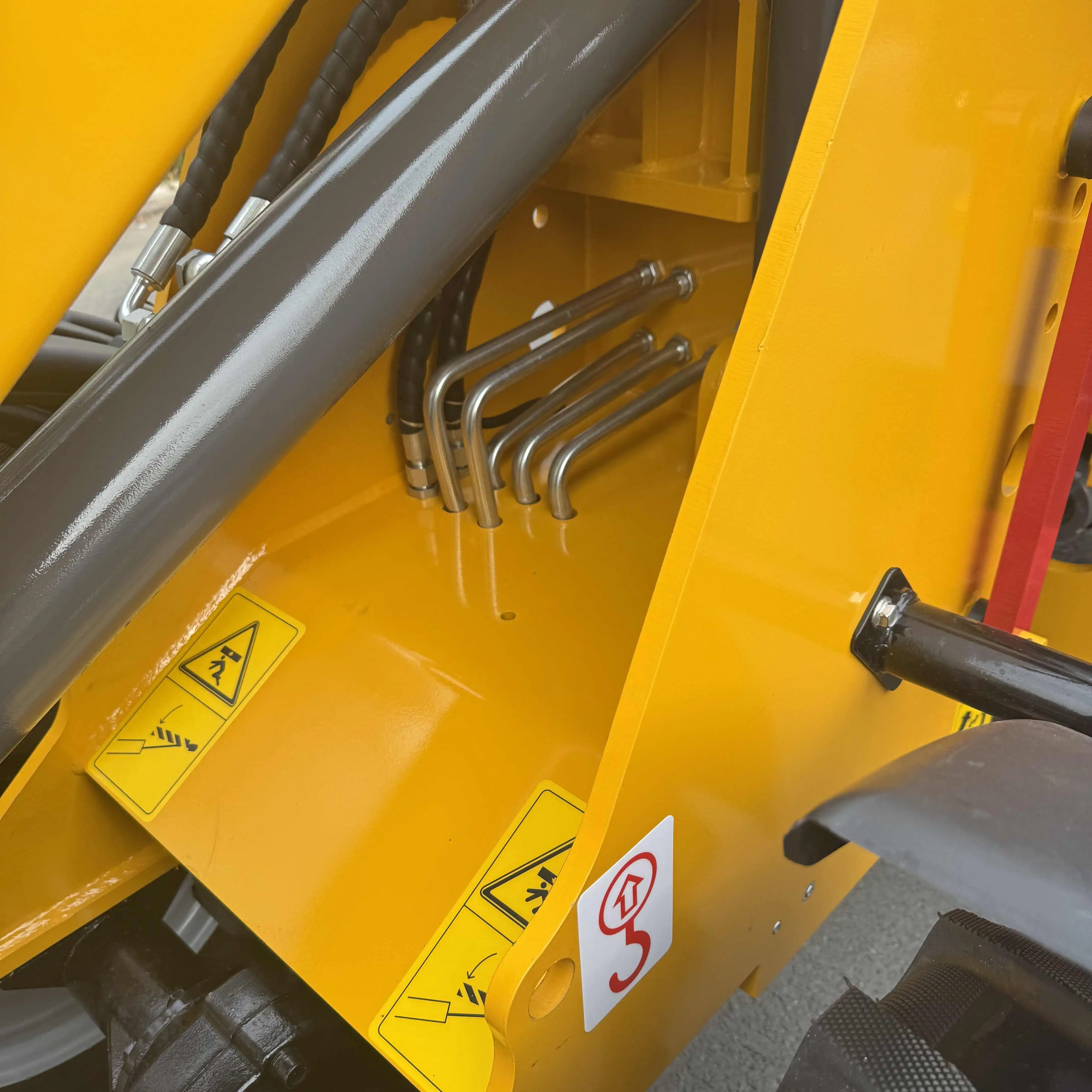 آلات بناء رافعة عجل متعددة الوظائف 1 طن 1.5 طن 2 طن 2.5 طن محمل ذراع تلسكوبي مع كابينة