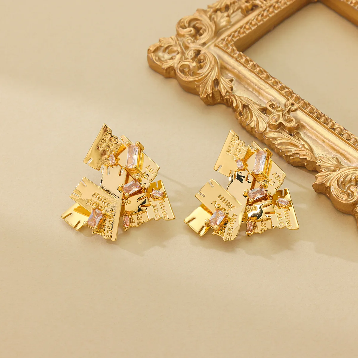 Heart-shaped zircon splicing 3d English letters 925 silver needle STUD earrings