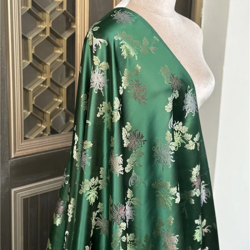 

1 метр 50% шелк шелковицы 50% хлопок 37 мама парчовая шелковая ткань темно-зеленая цветочная ткань 138 см шириной 54 дюйма по дворам JN142