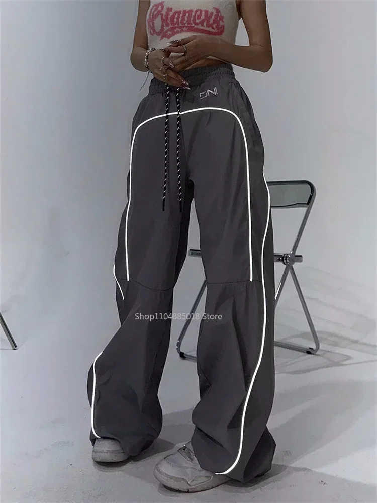 

Y2K Vintage Cargo Pants Women Streetwear Reflective Baggy Track Trousers Oversized Hip Pop Gorpcore Wide Leg Sweatpants
