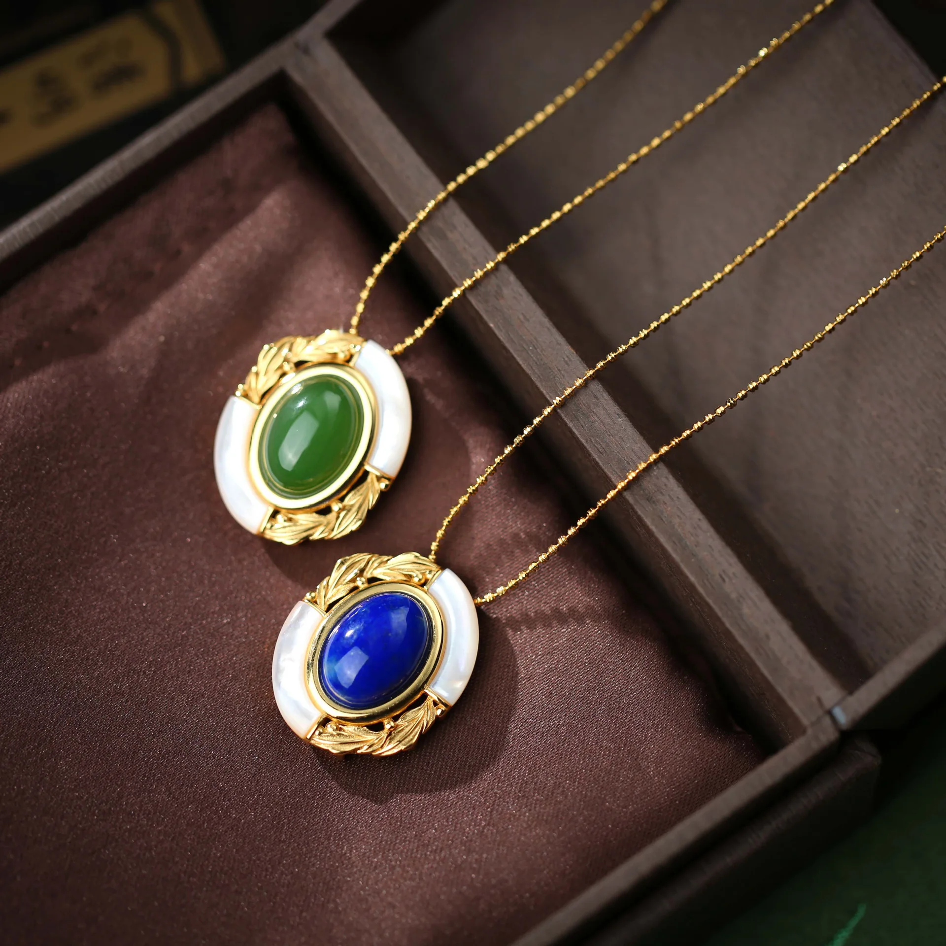 

Ожерелье из стерлингового серебра 925 пробы с позолотой, инкрустированное натуральным лазуритом, яшмой, белая ракушка, нефрит, темперамент, роскошное пшеничное ухо