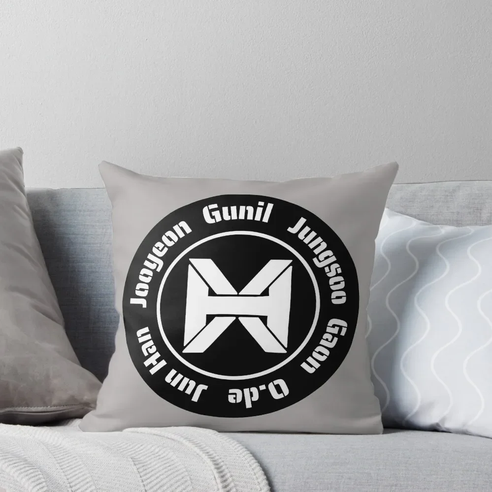 XDINARY HEROES - All member Names And Group Logo Within A Simple Circle Throw Pillow Luxury Sofa Cushions