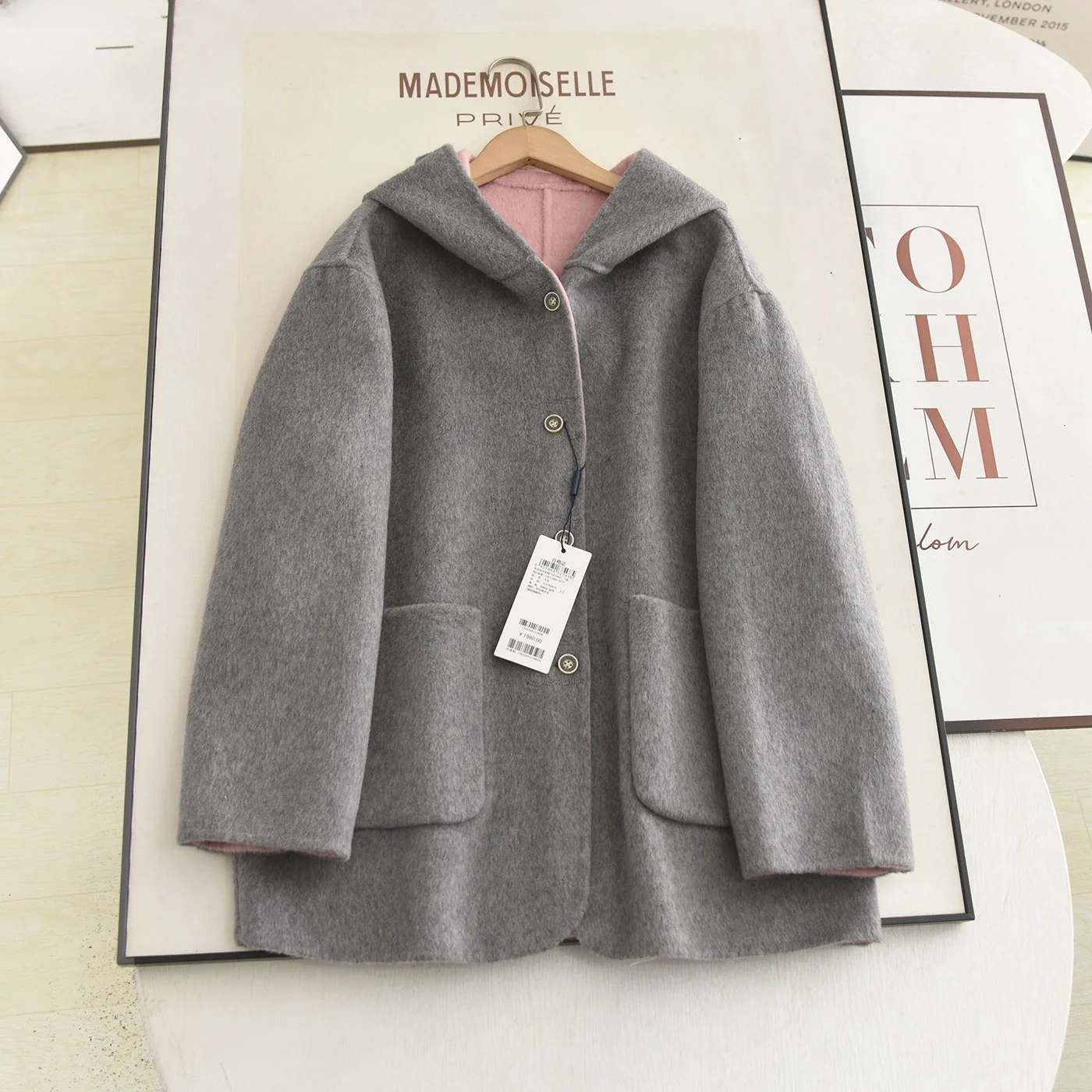 

Двустороннее шерстяное пальто 2025 года, зимнее, свободного кроя, с капюшоном, универсальное, с оригинальным дизайном капюшона, женская верхняя одежда