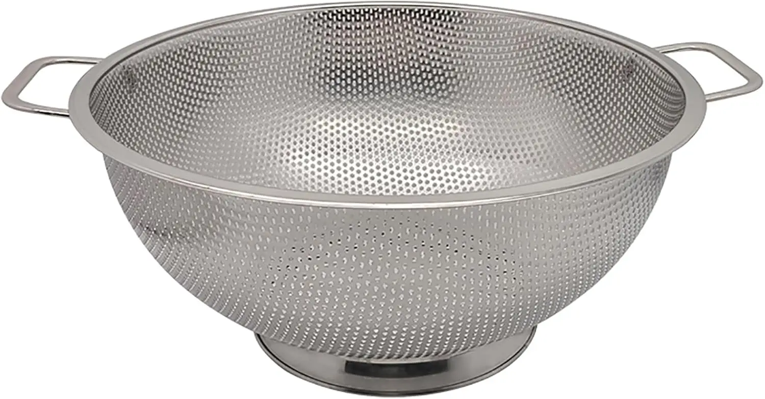 

Large Stainless Steel Colander 5 Quart Pasta Strainer with Handles for Easy Draining and Serving