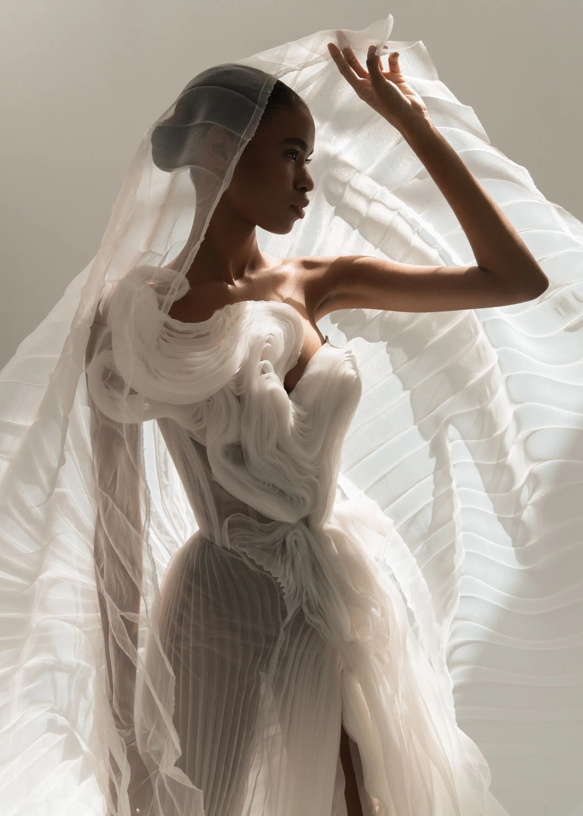 Stunning Pleated Evening Dresses High Slit Ruffles Bridal Shower Dress Pleated Organza Wedding Party Dress Custom Formal Gowns image 2