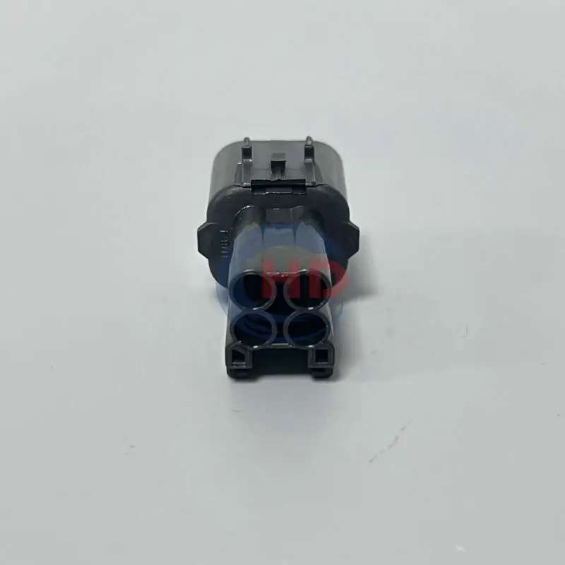 4pin Electrical Terminals Wiring Harness Connector  with lips line wiring harness terminal connector KPB623-04620