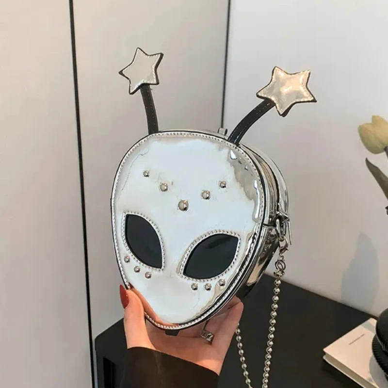 

Unique Design Crossbody Bags for Women 2024 Trend Fashion Patent Leather Female Shoulder Bag Chain Hip Hop Alien Funny Party Bag