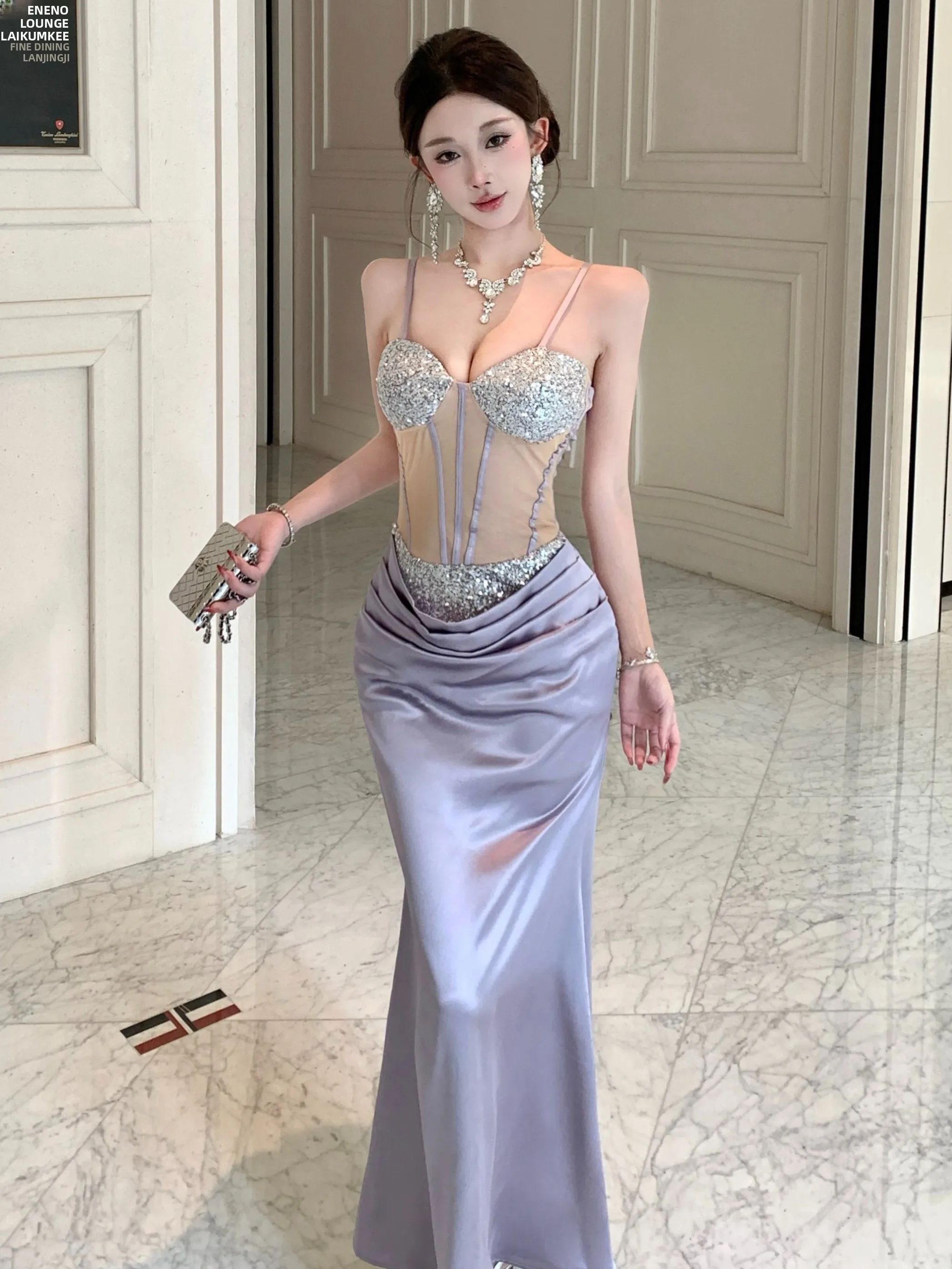 

Элегантное вечернее платье с пайетками и пэчворком, фиолетовое, из атласа, без бретелек, с высокой талией, на молнии, длинное