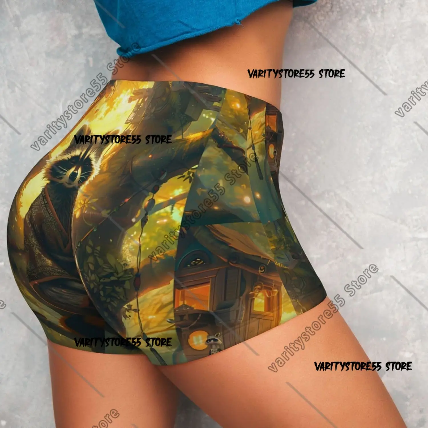 Pantaloncini da allenamento con stampa Tree Meditating Raccoon per donna Pantaloncini attivi scrunch per yoga da palestra, morbidi e lisci senza cuciture