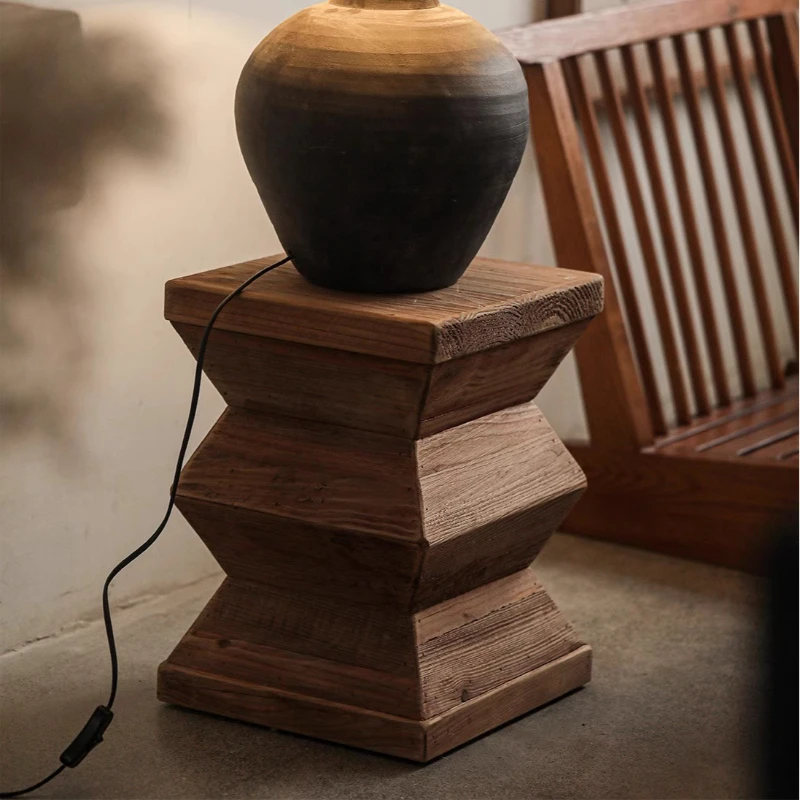 Solid Wood Stump Side Tables Natural Log Nightstand for Bedroom Rustic Tree Shoe Stool Creative Round Stool for Living Room