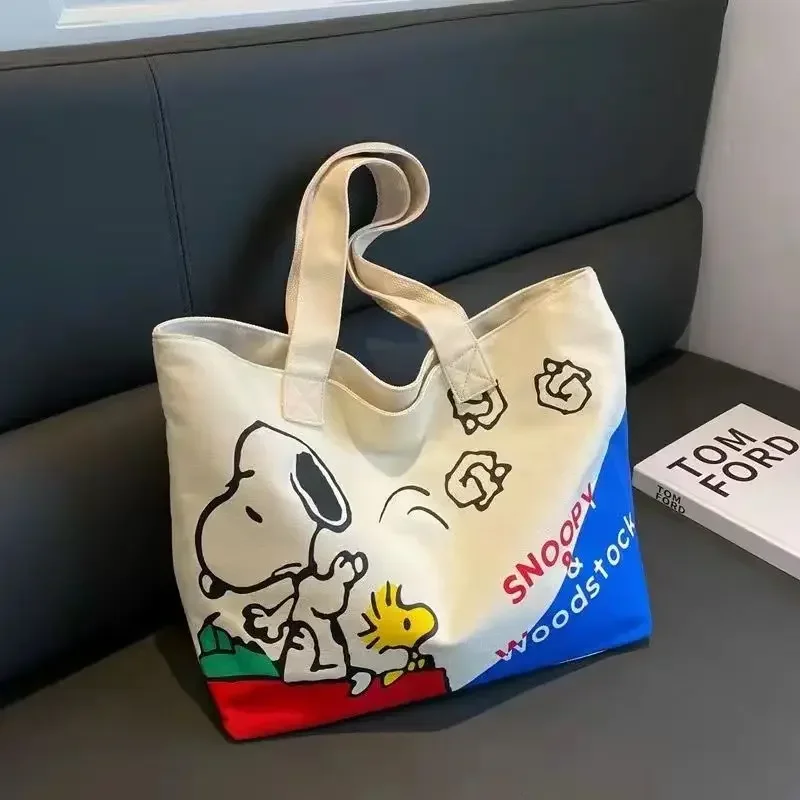 Snoopy Girl Neue niedliche Cartoon-Mode, vielseitig einsetzbar, lässig, für Reisen, leicht, große Kapazität, Aufbewahrung, tragbare Umhängetasche aus Segeltuch – Detail 4