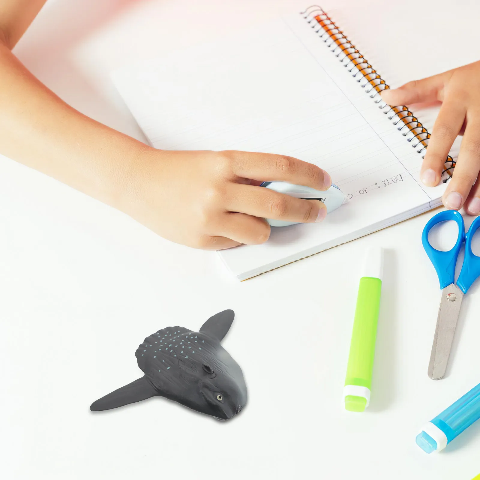 

Фигурка морского животного солнечной рыбки: реалистичная скульптура морского существа для обучения детей, декора для класса естествознания, коллекции для рабочего стола