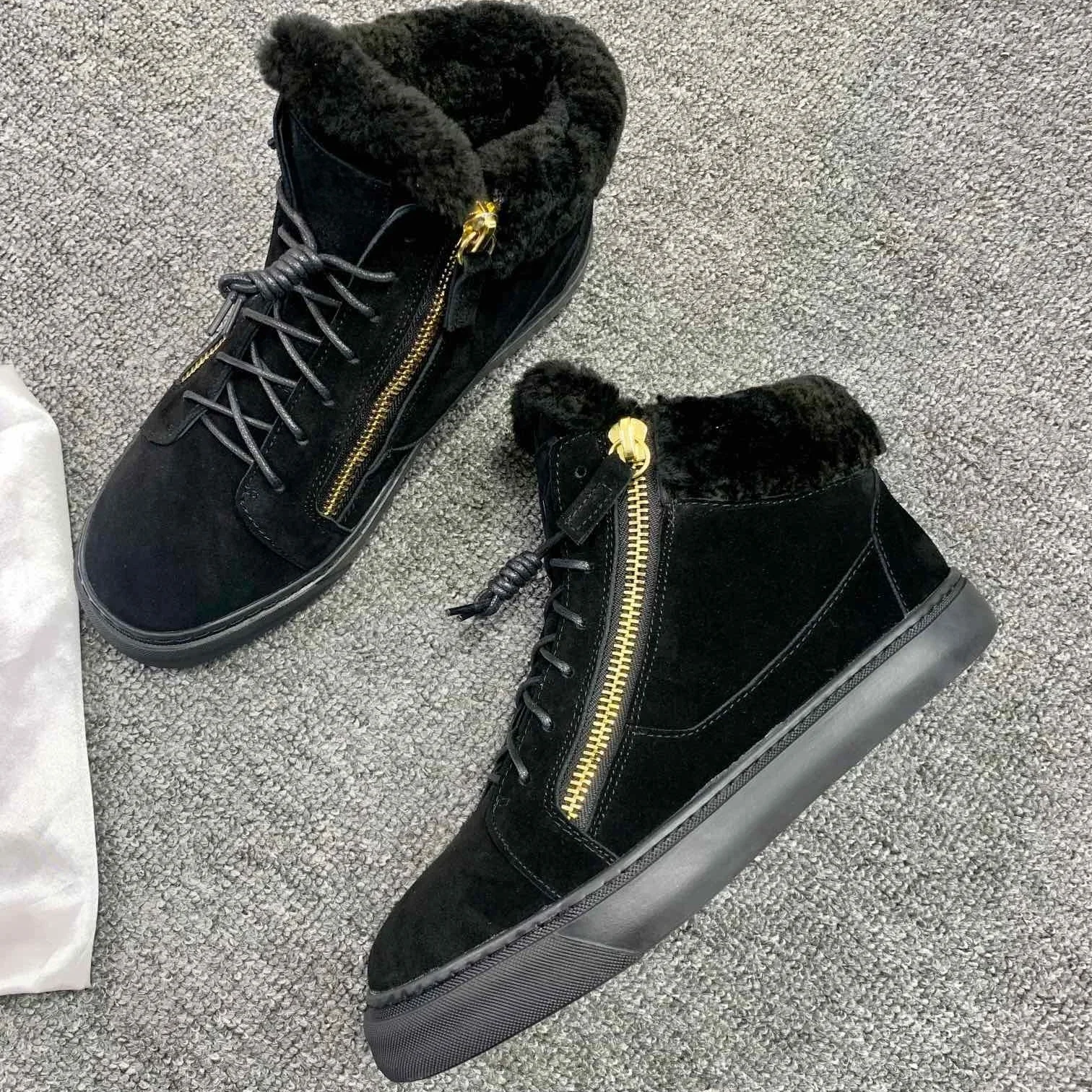 

Top Quality Classic Mens Casual Sneakers Women High-top Real Leather Tennis Luxury Brand Designer Unisex Sports shoes 0114