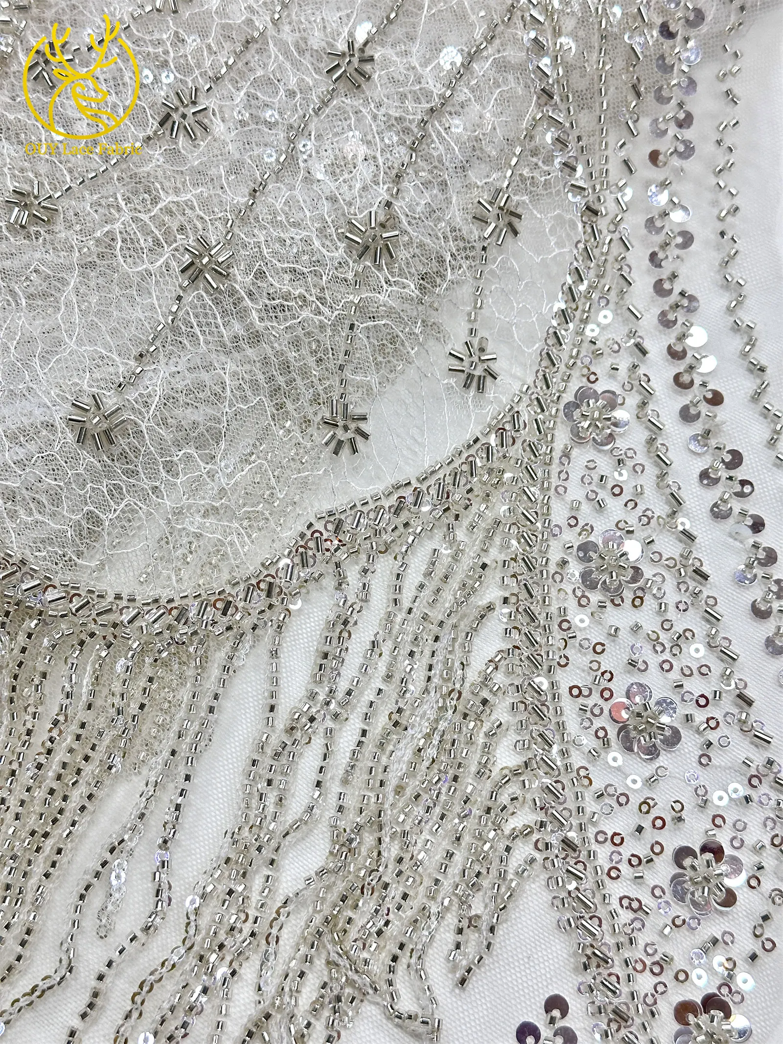 Neues Design 3D Laser Quasten-Perlen-Spitzenstoff Luxuriöser Hochwertiger Afrikanischer Pailletten-Spitzenstoff für Damen-Abendkleider zum Nähen – Detail 13