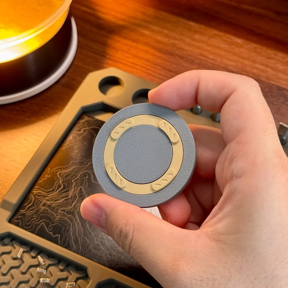 torque-edc-circular-coin-mechanical-coin-transfer-jouet-de-decompression-a-poussoir-de-doigt-imprime-en-3d-en-pla