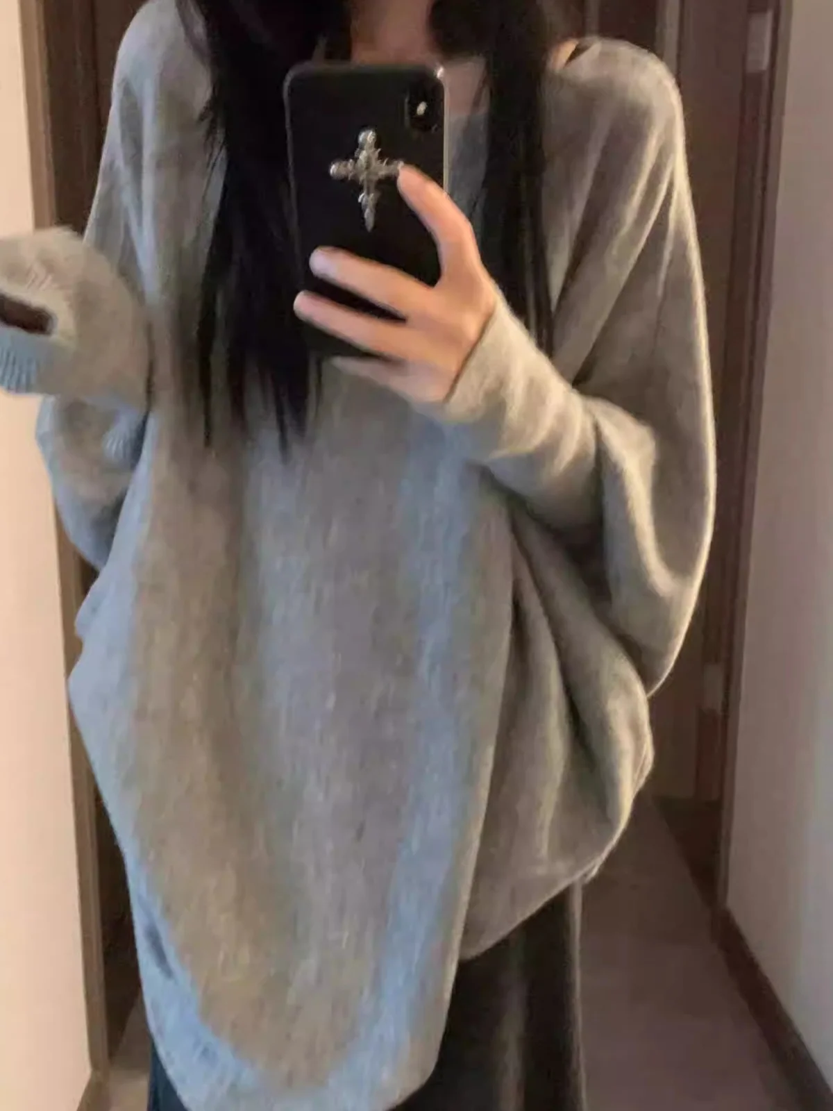 

Ay асимметричный вязаный свитер, женский ранний осенний новый свободный топ с колючками «летучая мышь» и светом, удобный топ