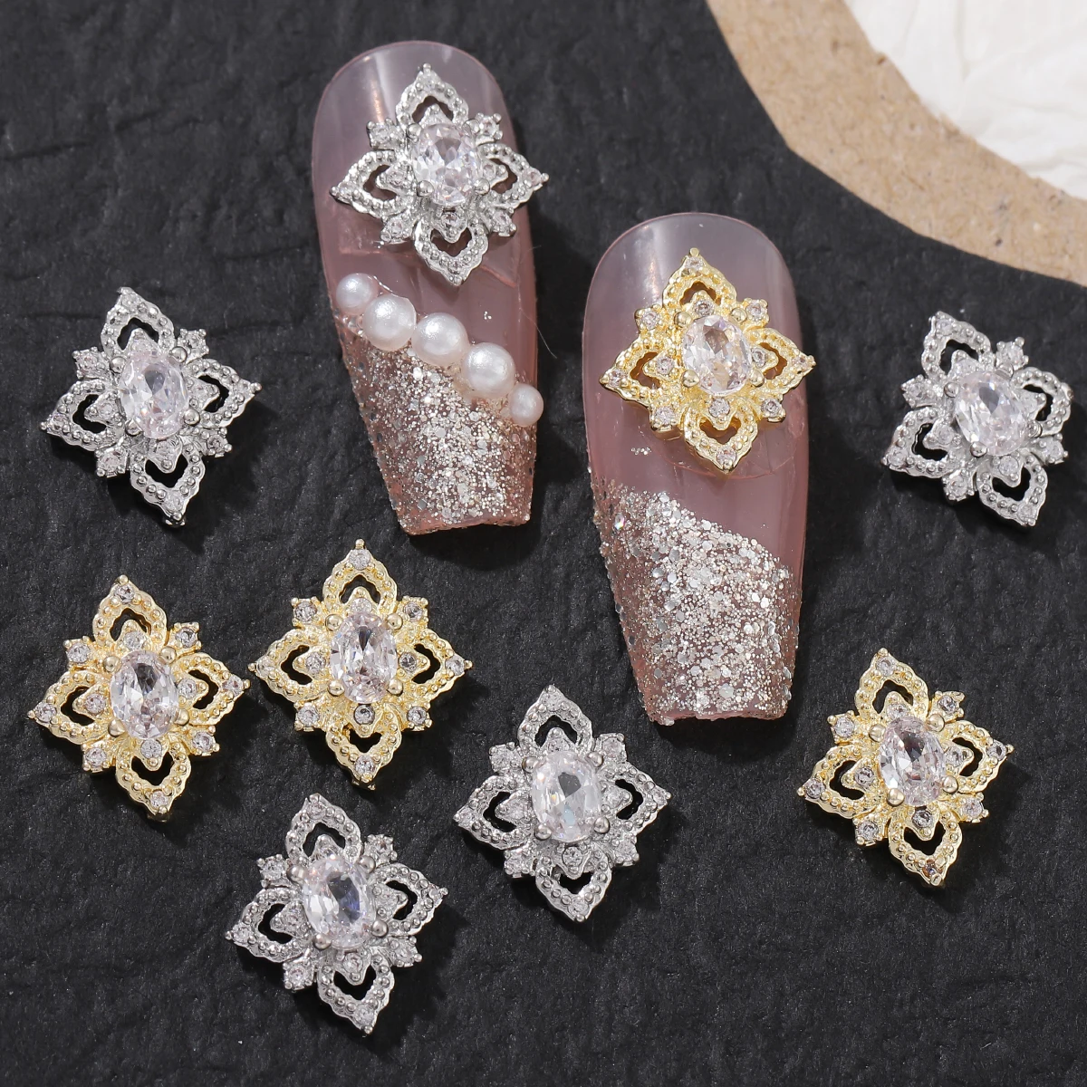 5 pcs Japanese Ins Wind Zircon Hollow-Out Nail Diamond Simple Versatile Style Metal Nail Accessories