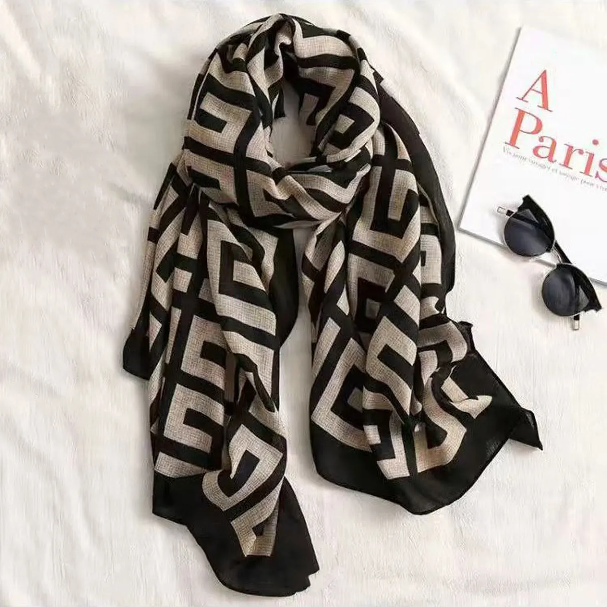 1 Plaid Scarf for Women Autumn-Winter Fashion Warm Bib with High-Grade Korean Printed Large Cape image 3