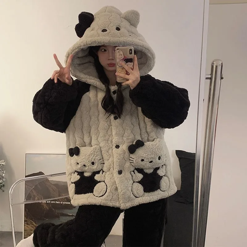 

Coral Velvet Pajamas for Girls Winter Hello Kitty Three-layer Cotton Warm Flannel Loose Suit Students Can Wear As Home Clothes