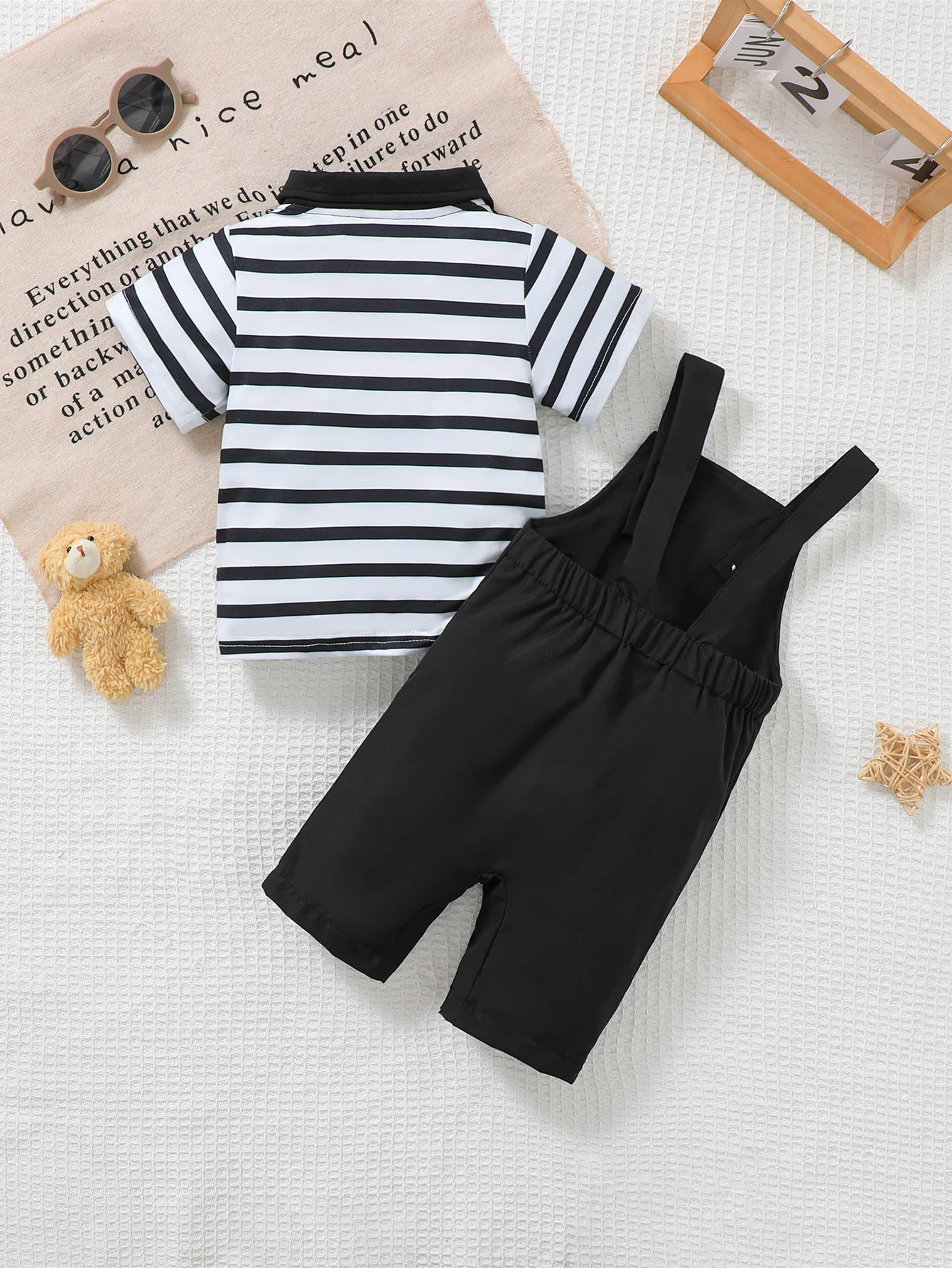 2-Piece Set Boys' Short Sleeve Overalls Suit with Polo Shirt Striped And Bear Pattern Suitable for Summer Casual Wear