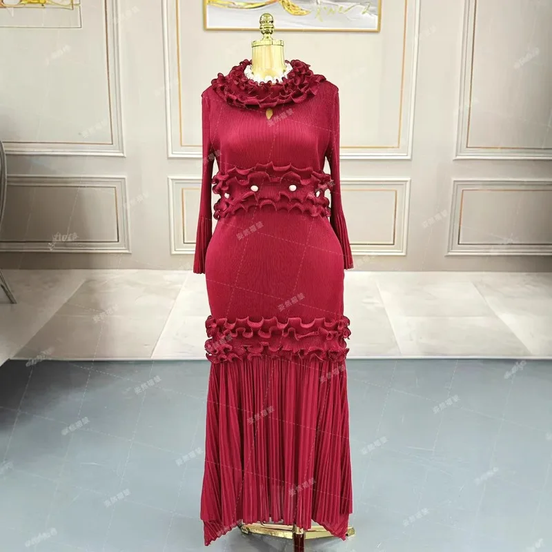 2025 Miyake Nuovi abiti da donna taglie forti Abito lungo a pieghe sottile e sottile Medio Oriente Ricama Abiti da ballo eleganti Elasticità