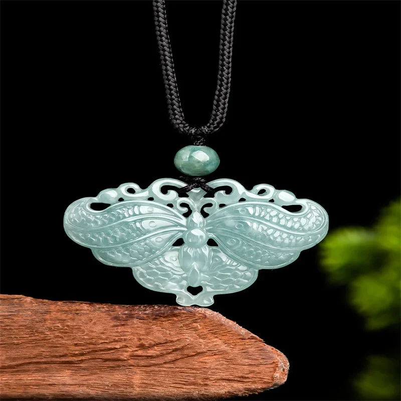 

Jia Le/ Hand-carved/Myanmar Blue Water Jade Butterfly Emerald Necklace Pendant Fashion Personality Men and Women Couple Gift