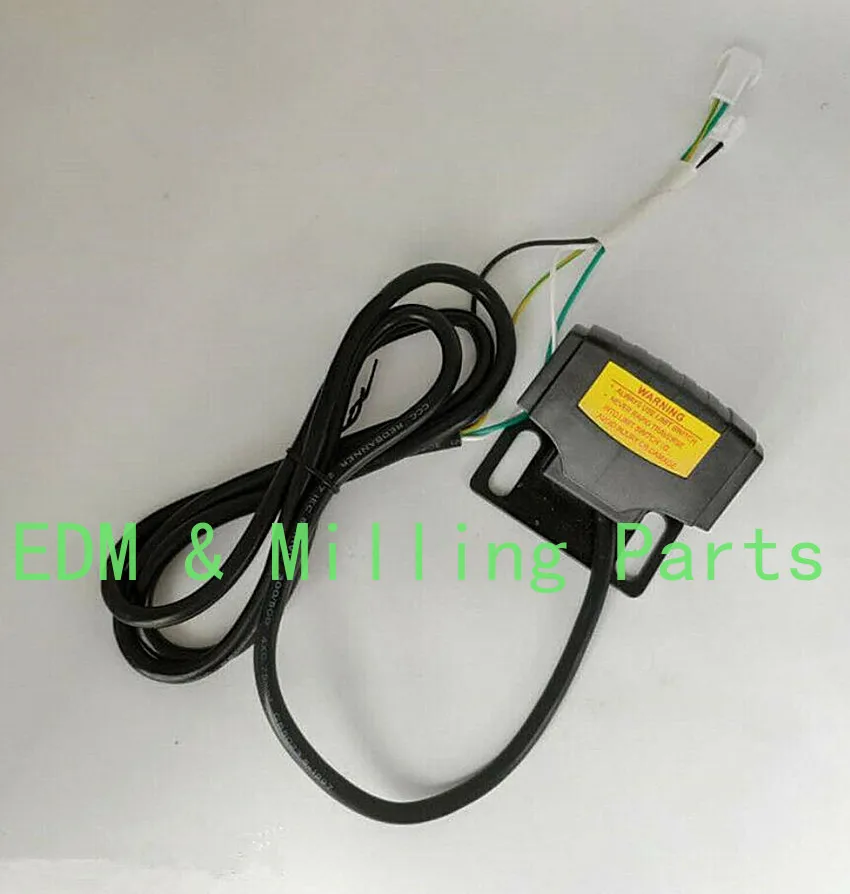 

CNC Milling Machine Limit Switch 2024-7 Servo Power Feed Four Cord Vertical For Bridgeport Mill Tool