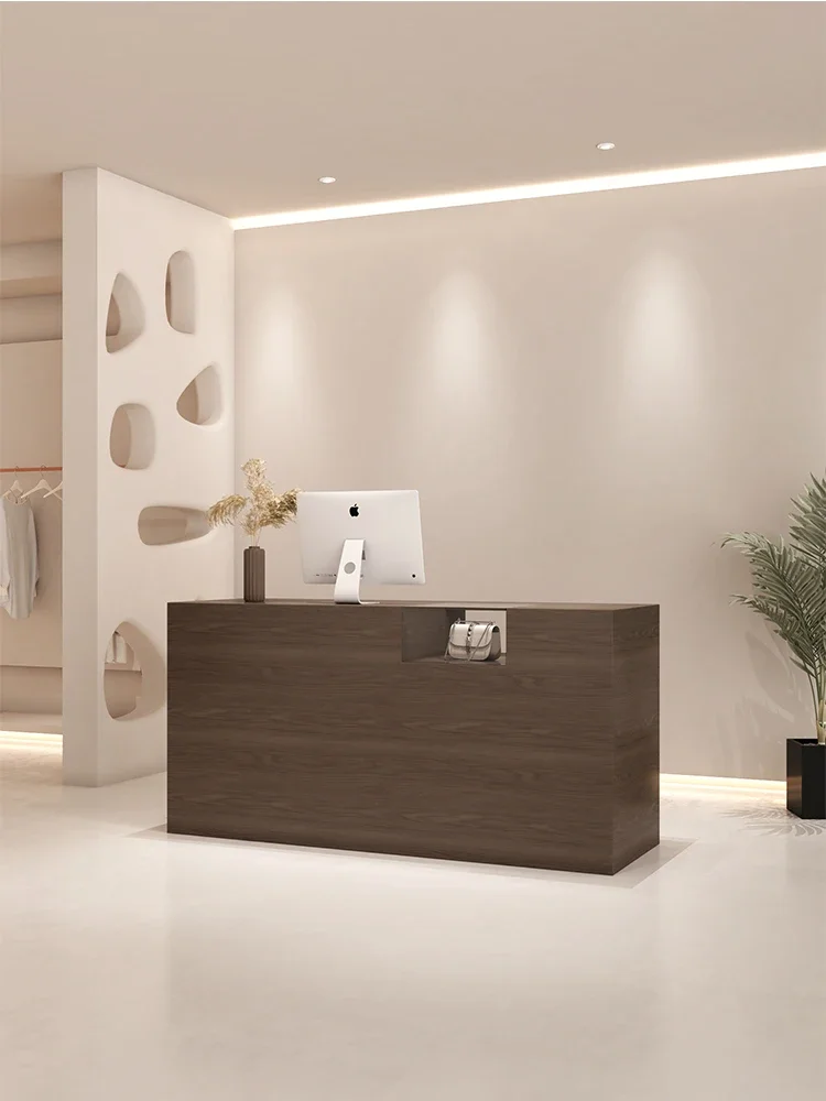 

Black Paint Trendy Store Cashier with Display Cabinet Made of Glass 7-Shaped Women's Clothing Store Small Bar Counter