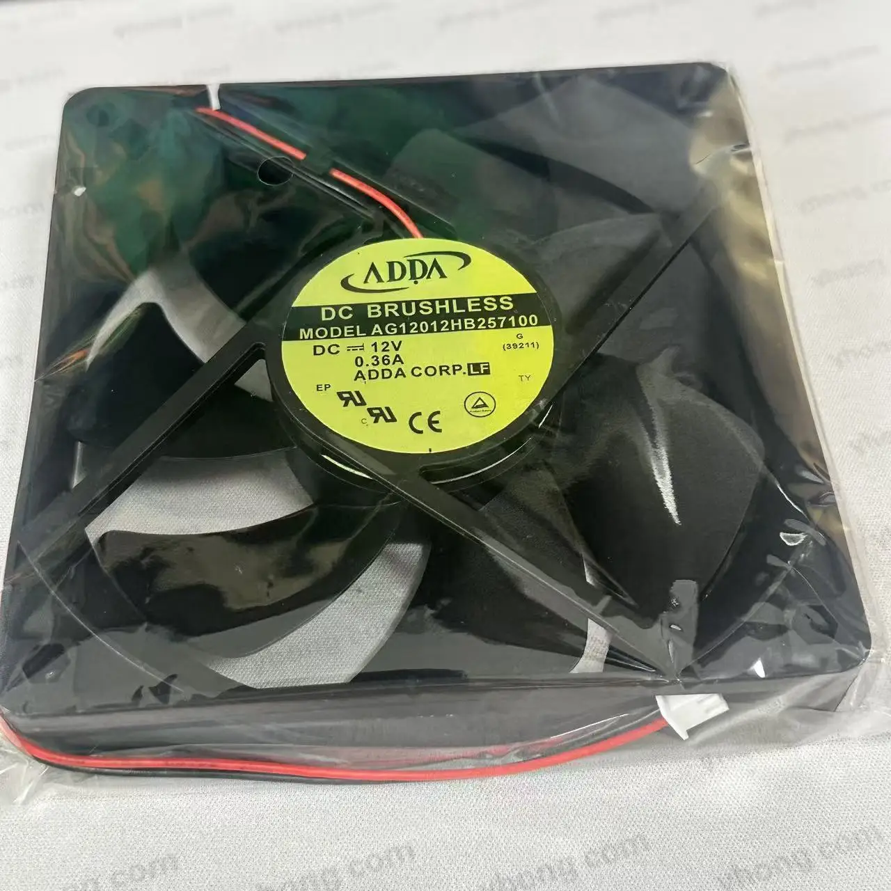 ADDA AG12012HB257100 DC 12 V0.36A 120x120x25mm 2-Wire Server Cooling Fan