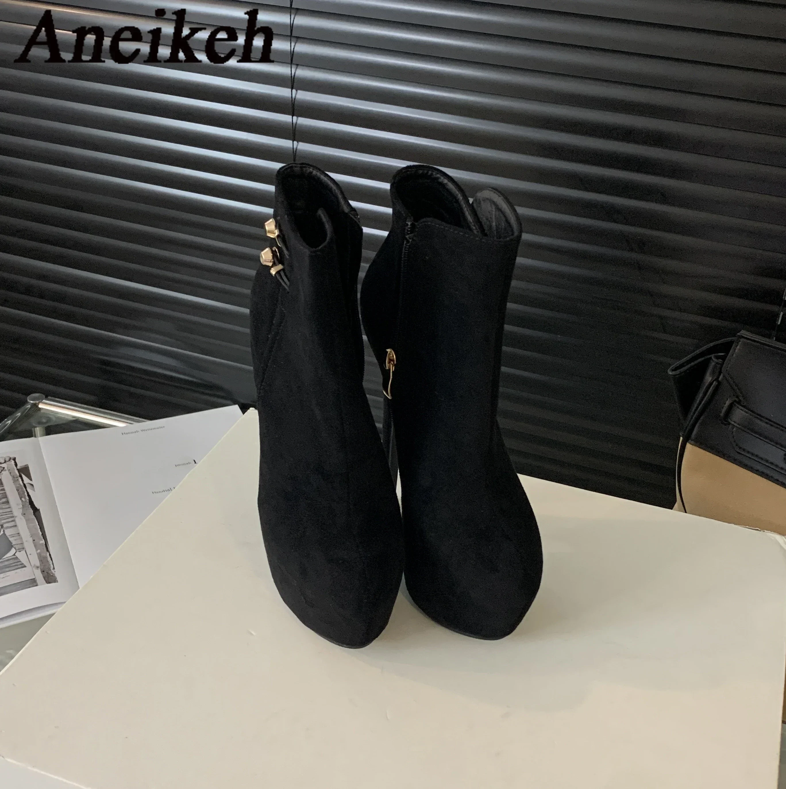 Aneikeh Platform Ankle Boots for Women Metal Decoration Round Toe Fashion 16CM High Heel Design Autumn Club Stripper Pumps Shoe