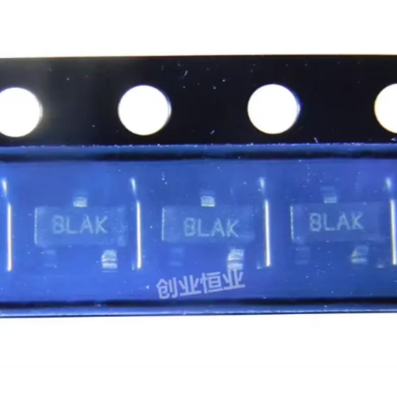 10PCS TC1047AVNBTR Analog Voltage Output Temperature Sensor IC SOT‑23‑3 SMD -40℃~125℃ 10mV/℃ 2.5V‑5.5V Precision Temp Sensor