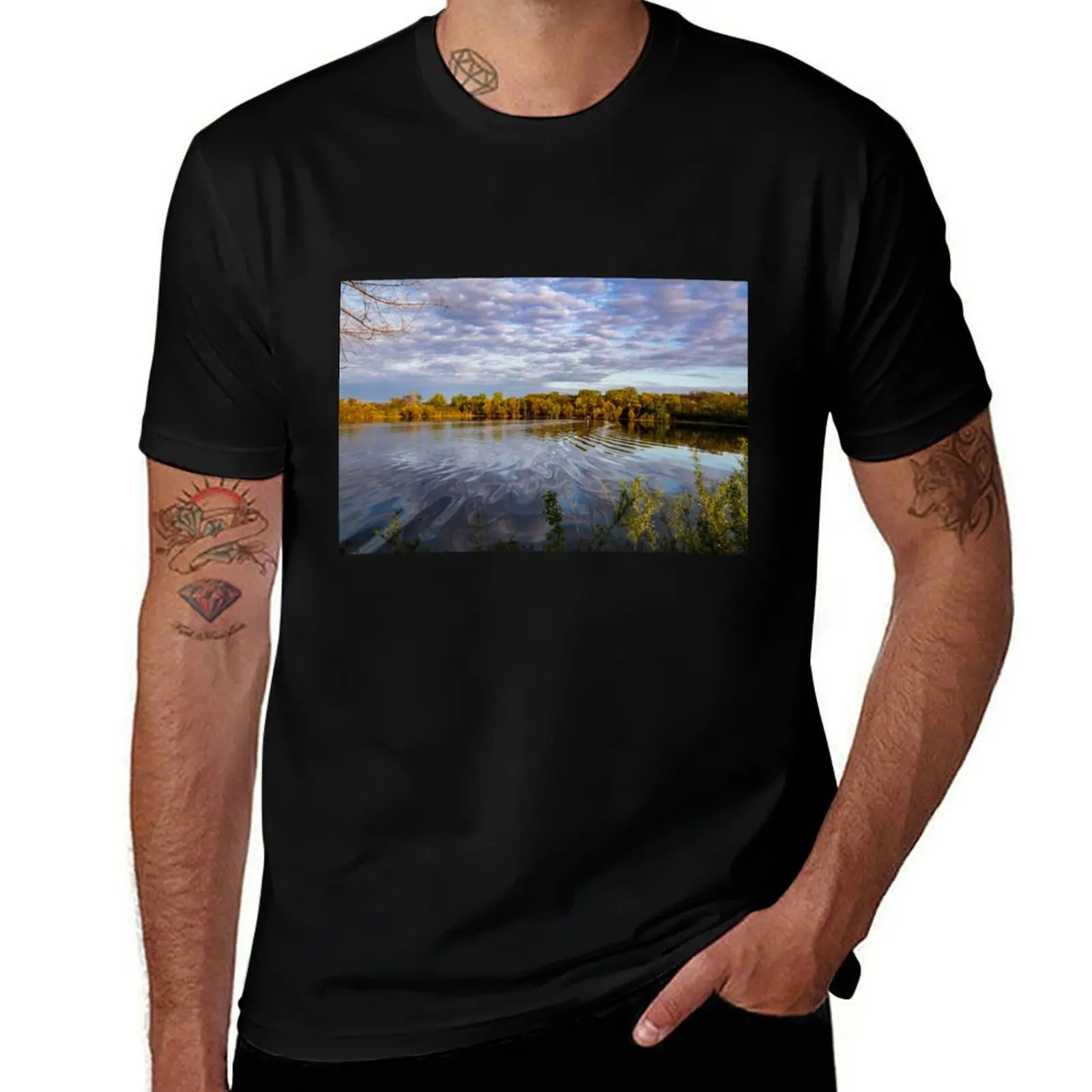 

Ripples from a Boat on a Lake near Waterloo, Iowa T-Shirt Casual Basic Short Sleeve T-Shirt