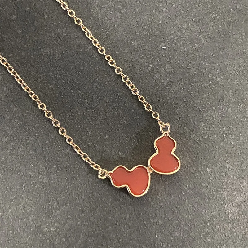 

2024 французское, античное, французское и западное многоцветное ожерелье в дворцовом ретро-стиле, изысканное ювелирное изделие, подходит для ежедневного путешествия