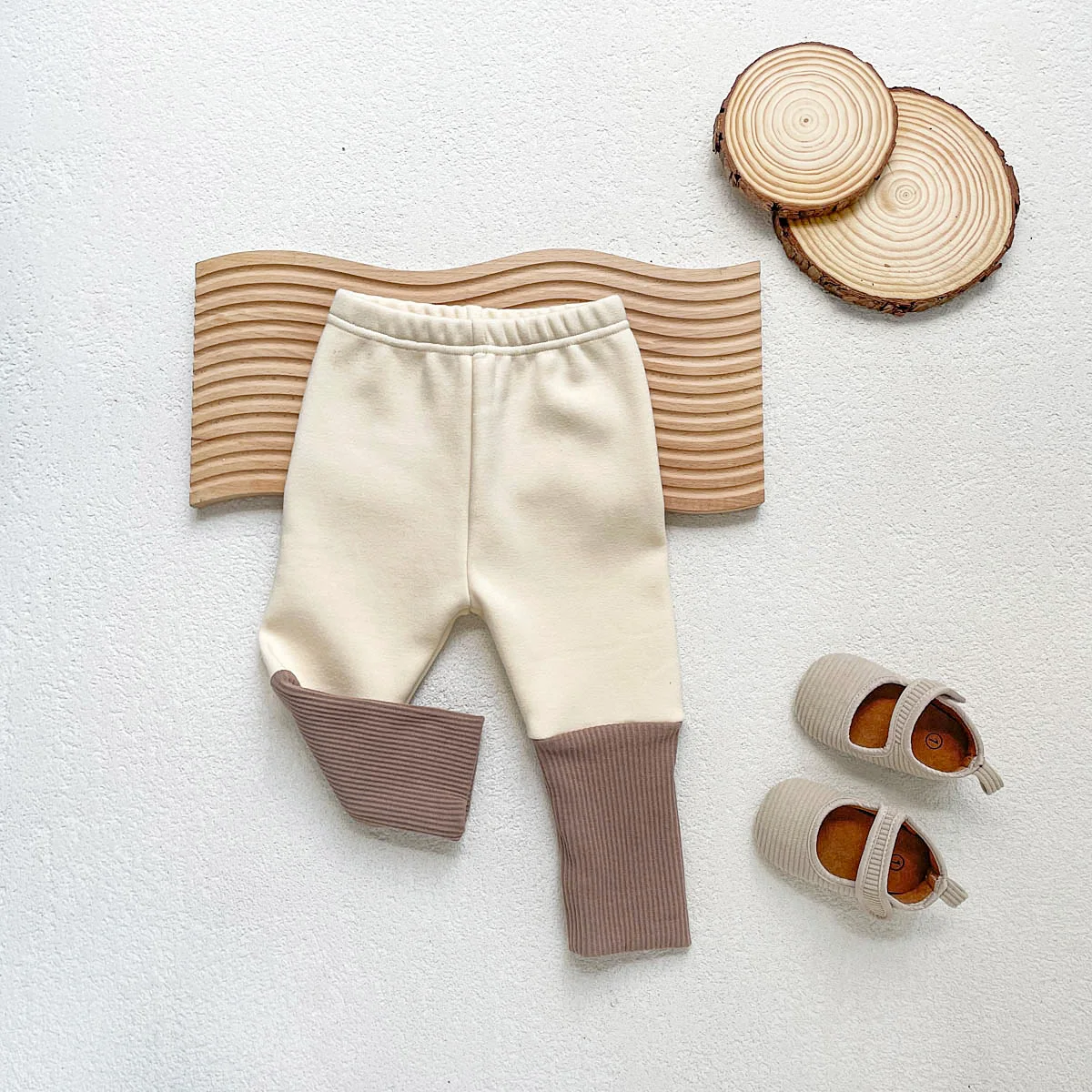 Ins الأطفال طماق مبطنة بالصوف الدافئة الكورية نمط خياطة قطعة واحدة المخملية الخريف والشتاء كل مباراة بنطلون للطفل