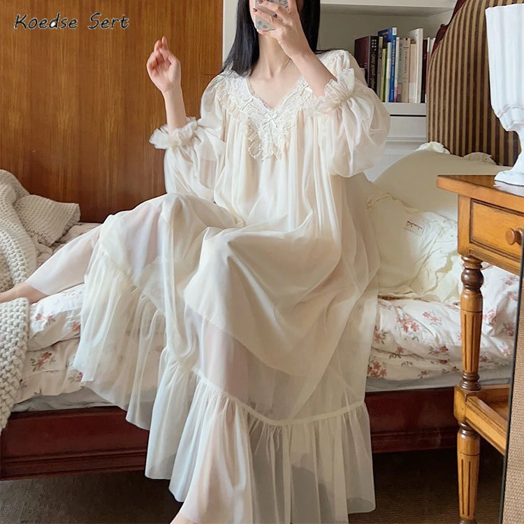 

Sweet Lace Night Dress Women Fairy Long Sleeve Cotton Lining Dressing Gown Vintage Nightgown Princess Nightwear Cute Sleepwear