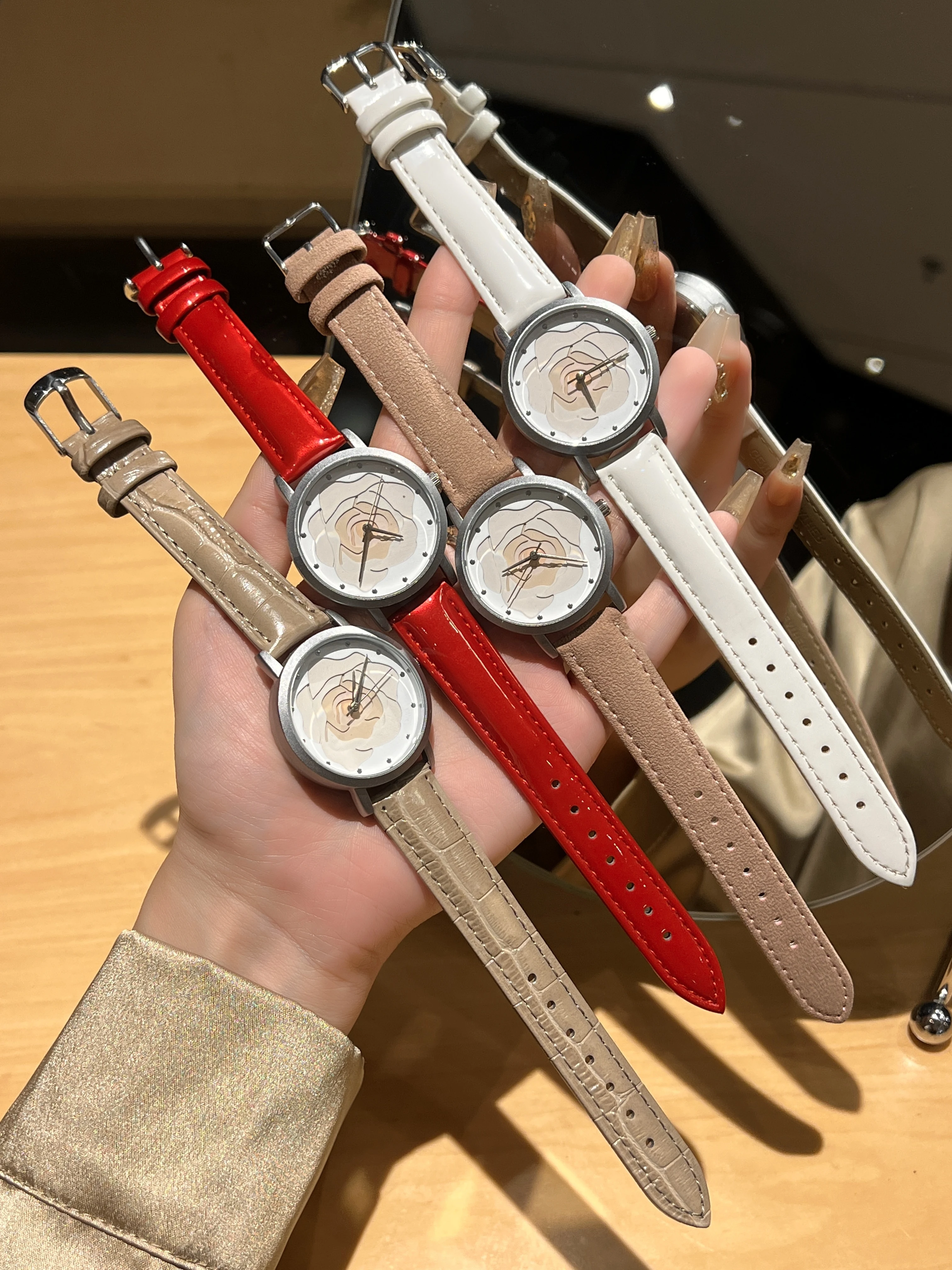 

Цветочная пластина для женских кварцевых часов