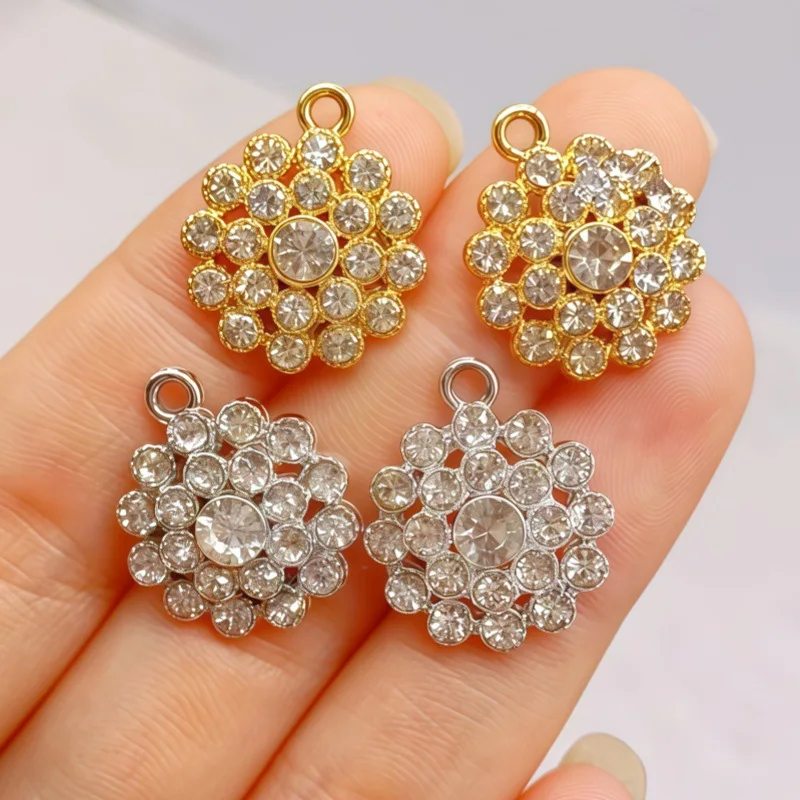 

10pcs Accessories Cute Women Products Versatile Backpack Keychain Clothes DIY Decoration Doll Materials Toy Girl Gift Wholesale