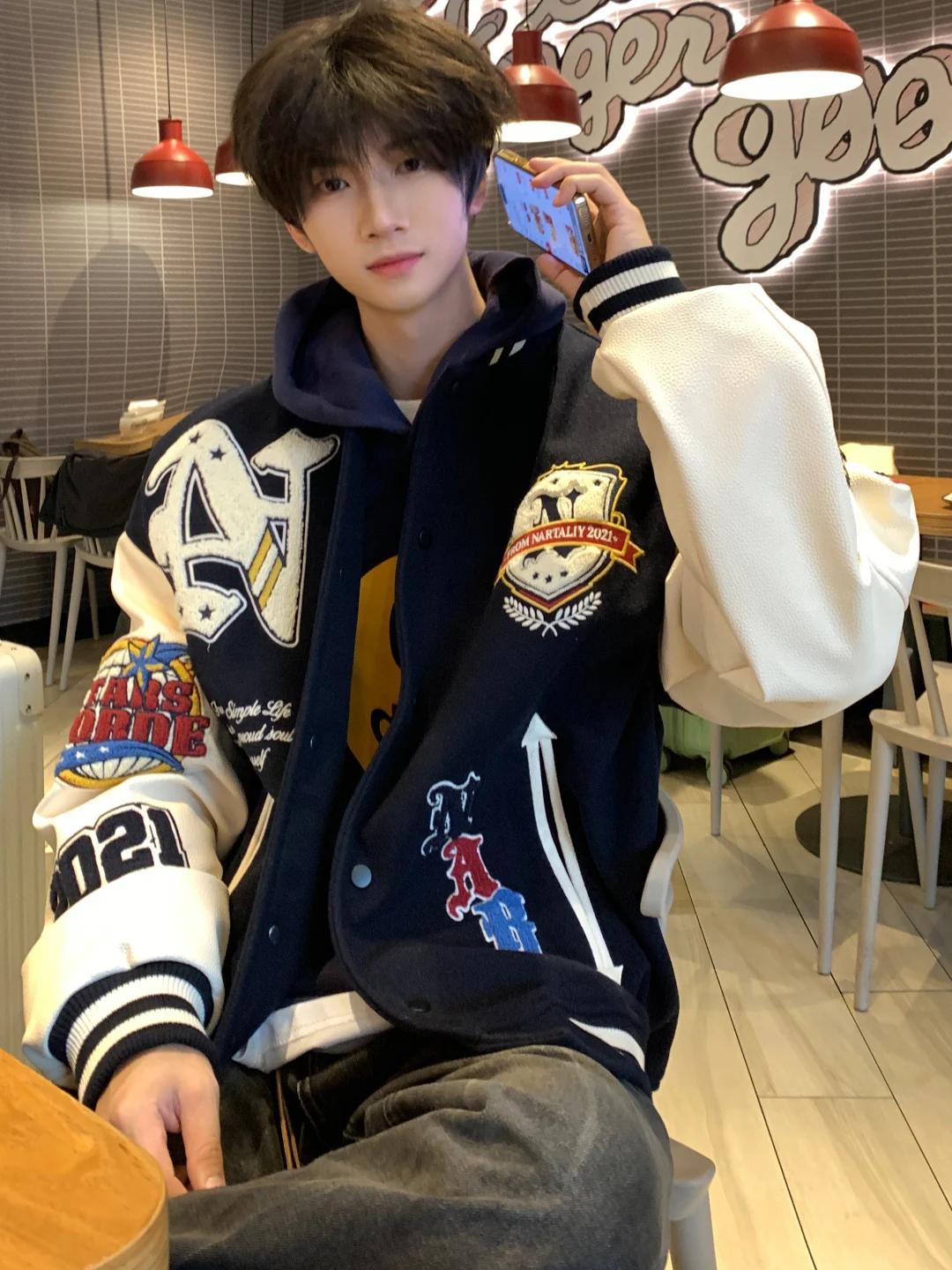 

Retro American PU Leather Patchwork Jaet Men's Casual Sle Letter Embroidery Trendy Outerwear for Teenagers Autumn New Arr...