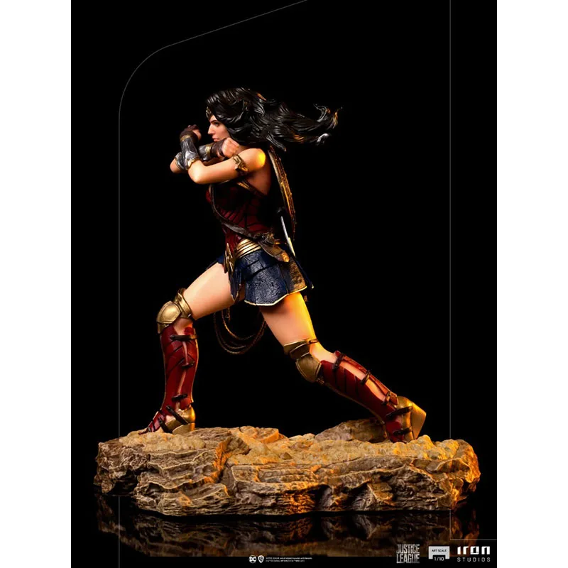 Stock Original Iron Studios DCCJLE56521-10 Wonder Woman Zack Snyder Justice League 1/10 Female Soldier Action Models Toy Gifts