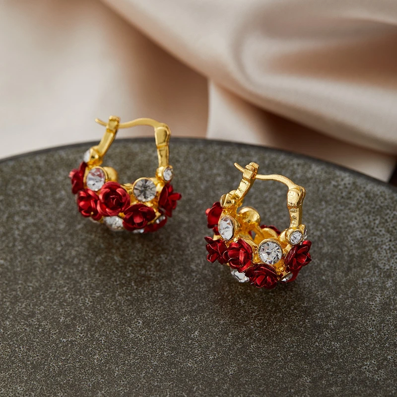 Vintage Red Color Rose Earrings with Golden Flower Inlay Sparkling Earrings Suitable Women's Weddings Holidays and Parties Gift