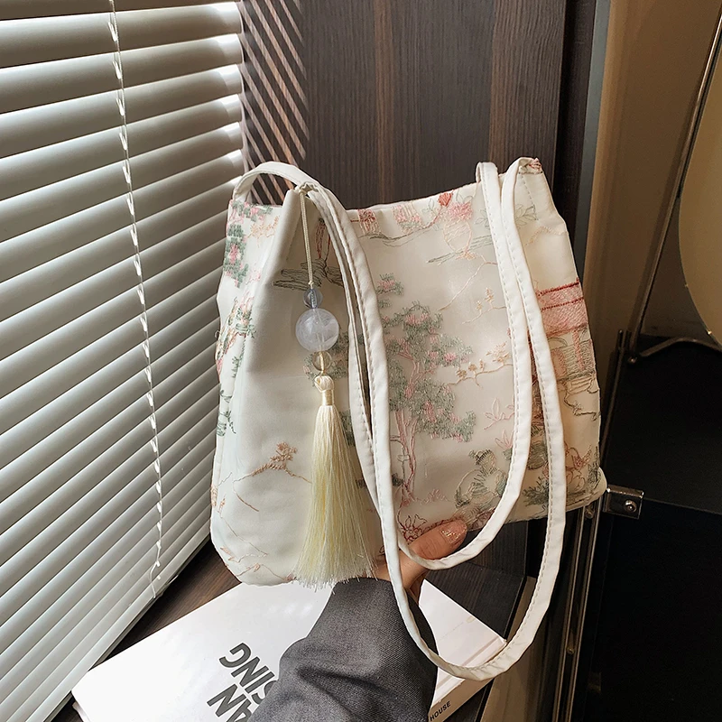 

PU Printing National Style Shoulder Bag Tassel Large Capacity Bags Female 2025 High Quality Commuting Versatile Women's Handbags