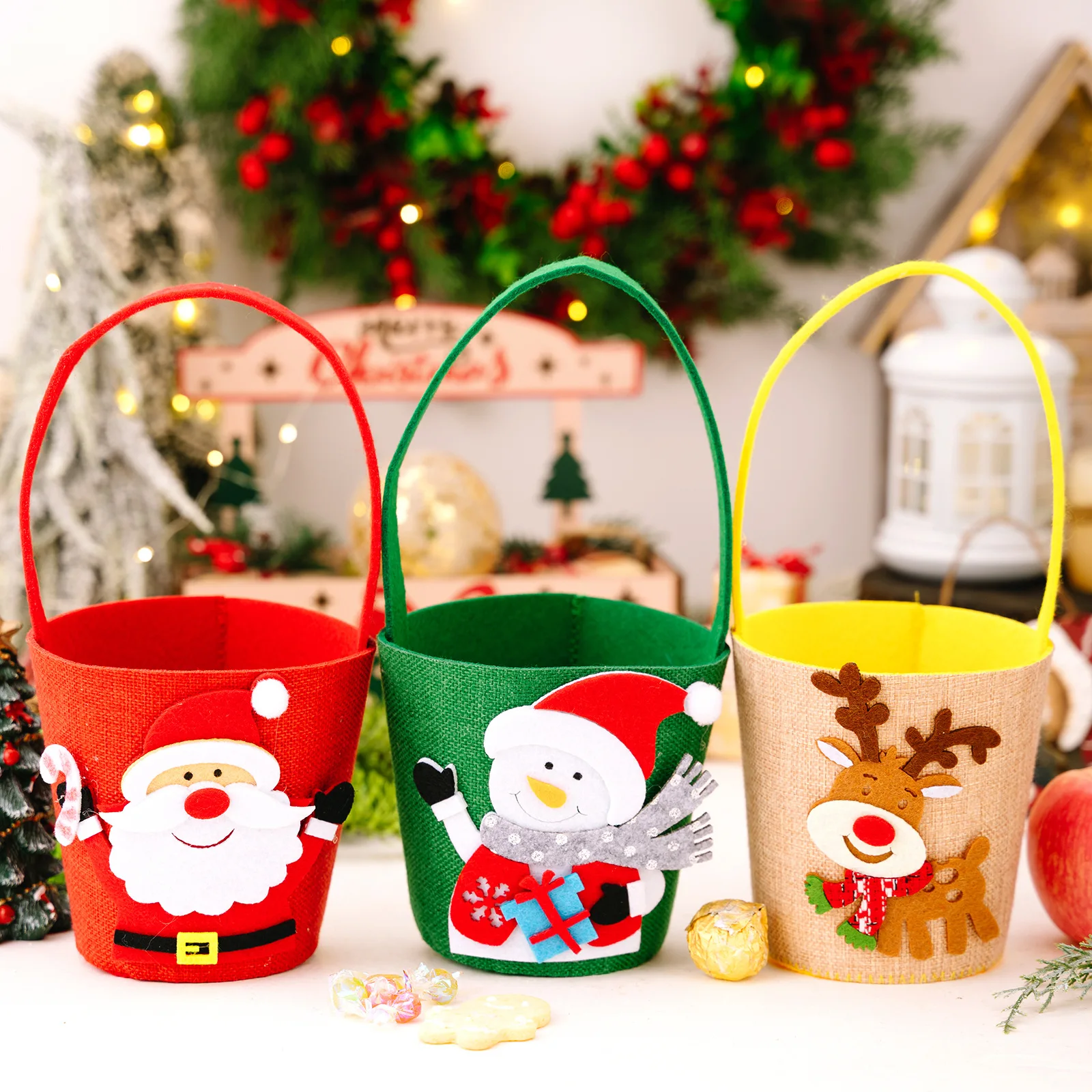 

New Hot Selling Christmas Decoration Supplies Creative Cartoon Candy Bag Gift Bag Festive Atmosphere Decoration Bucket