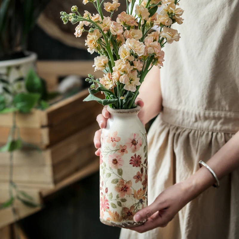 

Vase ceramic underglazecolorretro pastoral desktop ornament is suitable for living room flower arrangement creative Chinesestyle